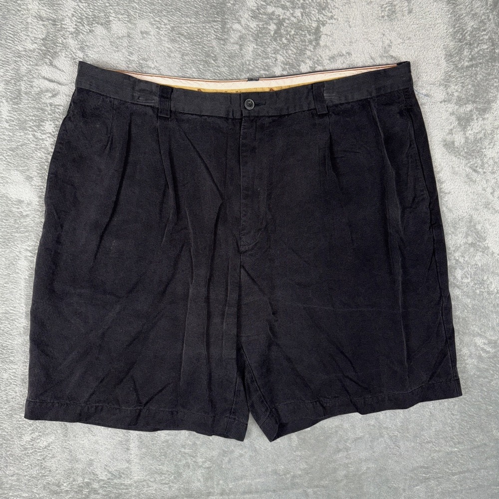 Tommy Bahama Relax Men's Black 100% Silk Pleated Shorts Size 40